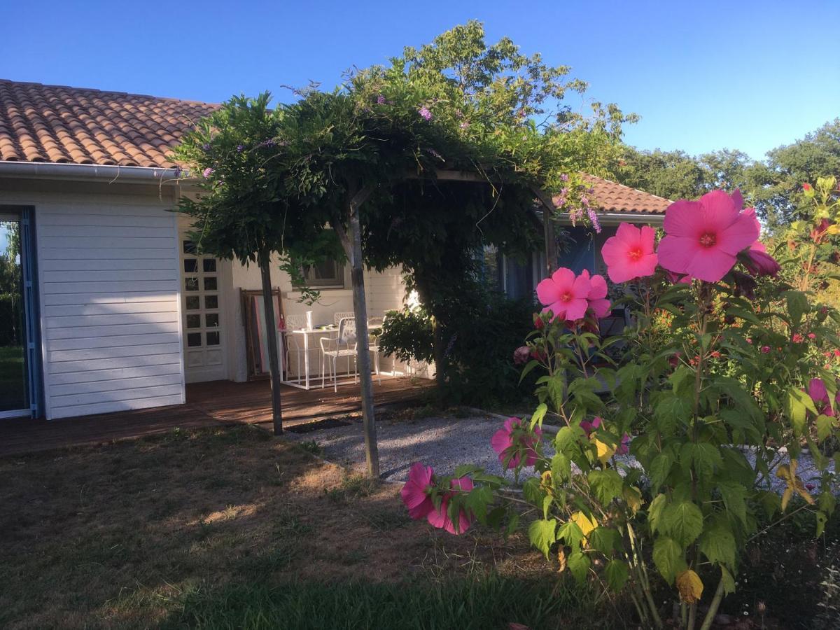 Les Taouleres Bed & Breakfast Hastingues Bagian luar foto